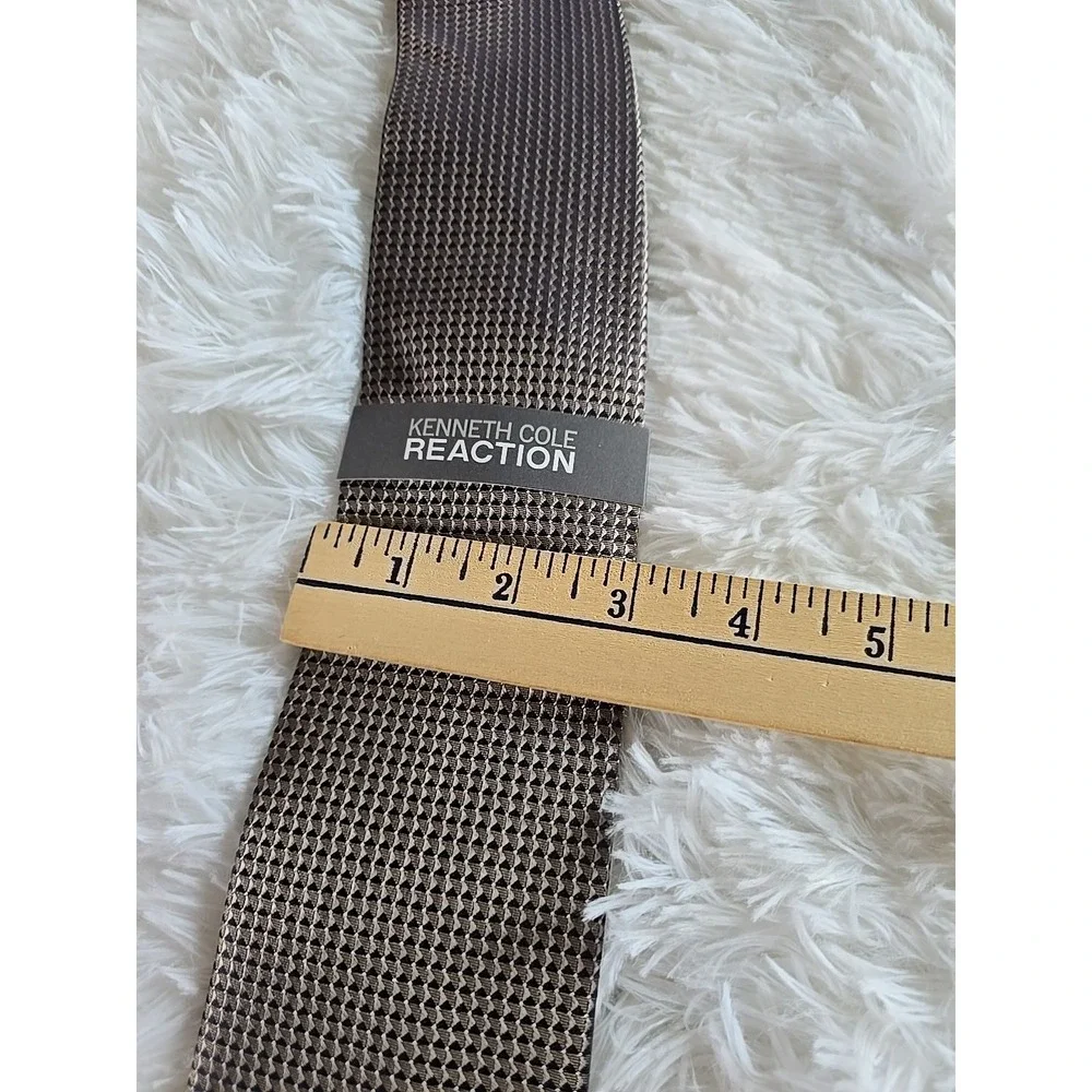 Kenneth Cole REACTION Men's 100% Silk Tie ~Brown-Tan MSRP:‎ $55.